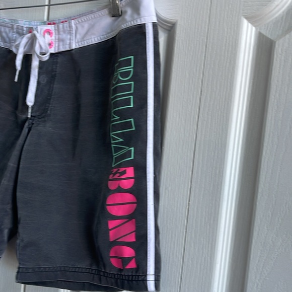 BILLABONG Weathered Board Shorts 9 - Picture 3 of 9
